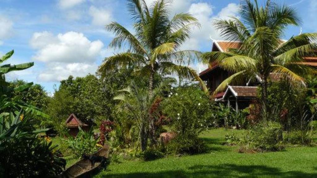 Terres Rouges Lodge Banlung Exterior photo